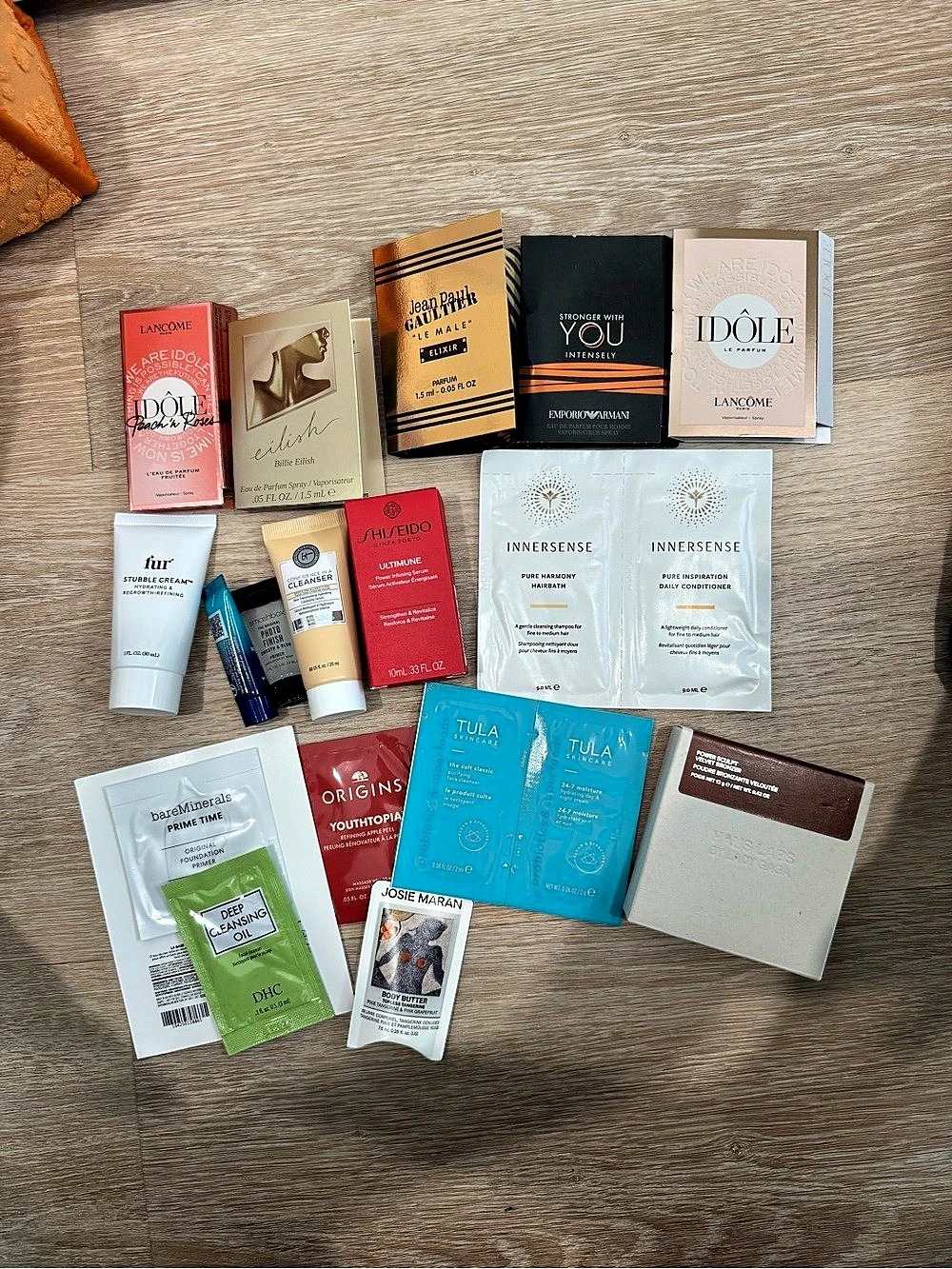 Sample lot with full size product